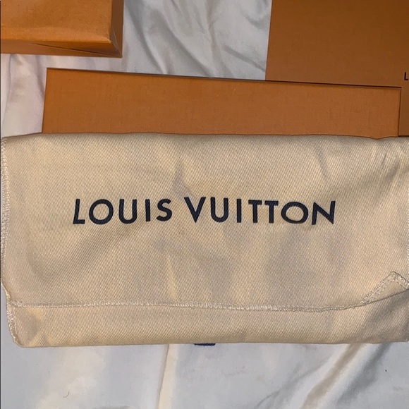 Louis Vuitton iPhone 7/8 plus case - Picture 8 of 8